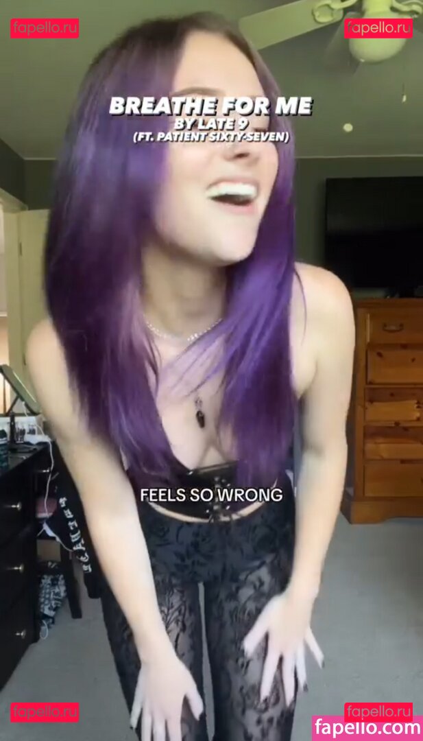 Megan Elizabeth / Megann_eliizabeth Onlyfans Photo Gallery 