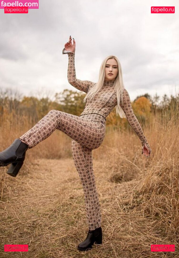 Megan Elizabeth / Megann_eliizabeth Onlyfans Photo Gallery 