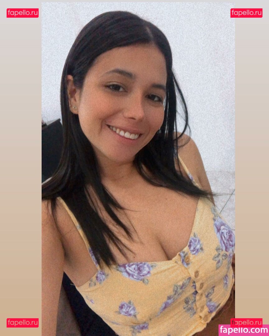 Eva Miranda / evaamirandaat / kimmiranda Onlyfans Photo Gallery 