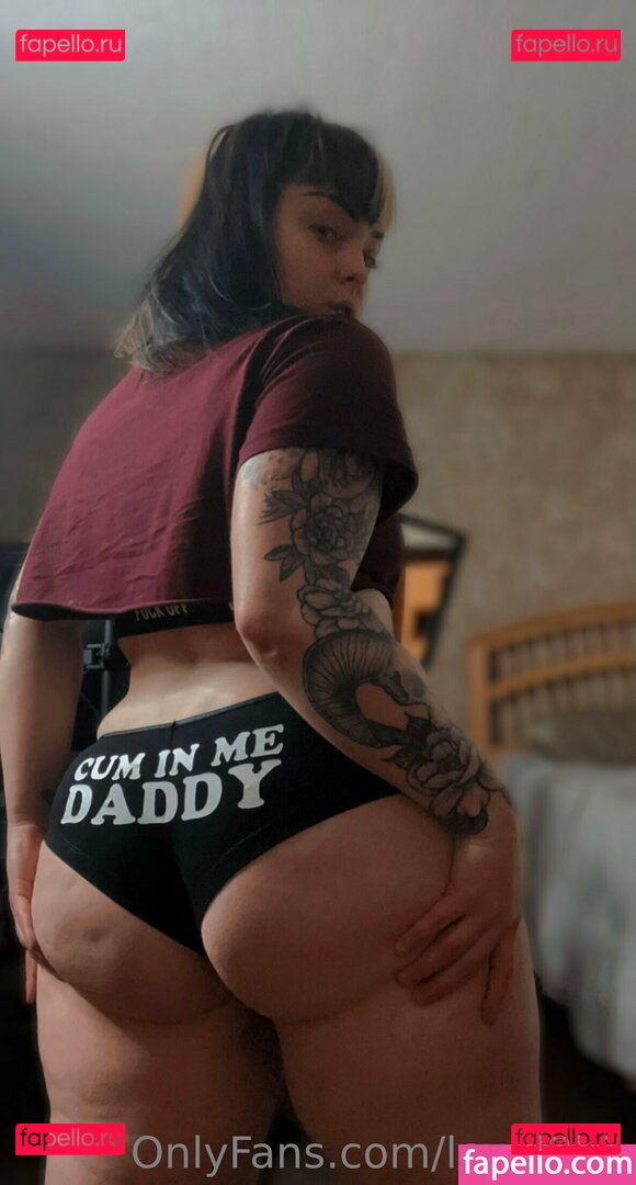 reaghan_chase18 / reaghanblackhart Onlyfans Photo Gallery 