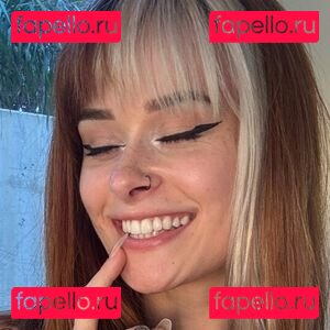 SallyDinosaur / SallyDinosaurYT / sally-dinosaur / sallydinosaur_ / sallynaughtydinosaur Onlyfans Photo Gallery 