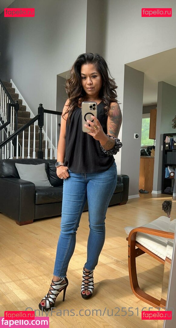 Honeybeenguyen2 / beeforgeorgia Onlyfans Photo Gallery 