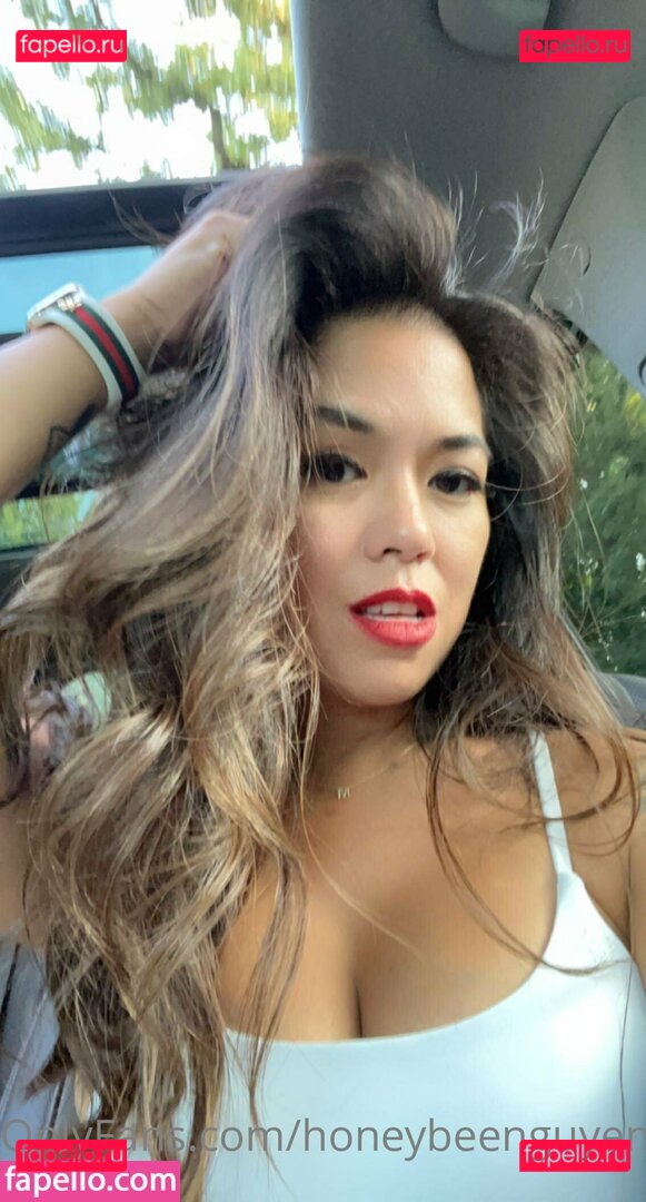 Honeybeenguyen2 / beeforgeorgia Onlyfans Photo Gallery 