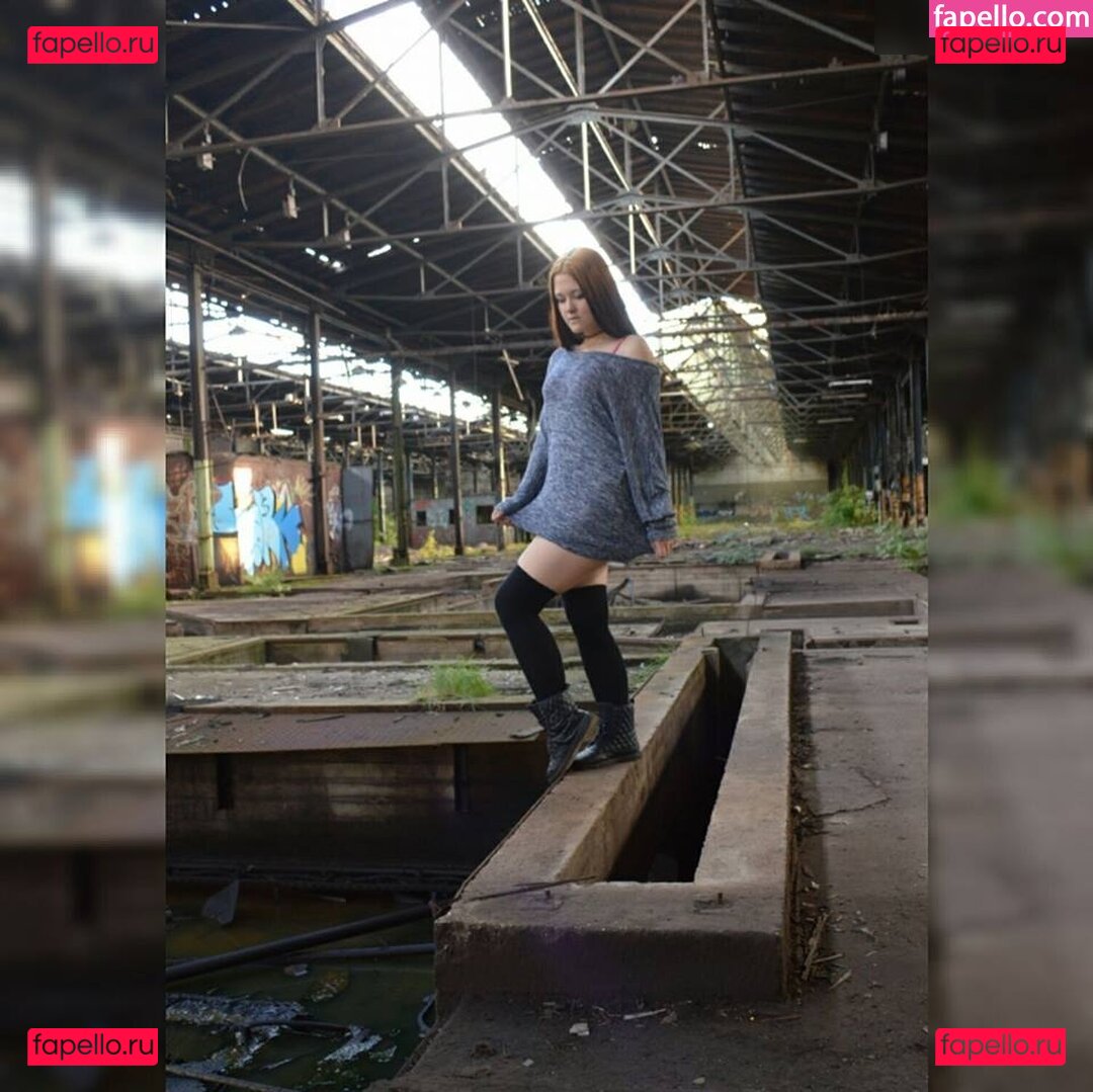 Laura Knoblauch / laurachesnok Onlyfans Photo Gallery 