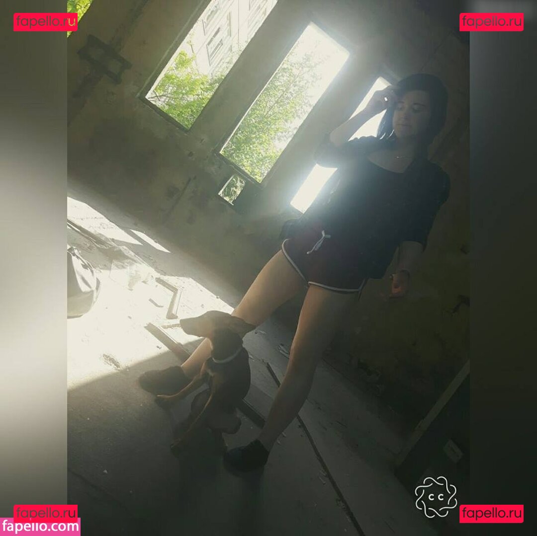 Laura Knoblauch / laurachesnok Onlyfans Photo Gallery 