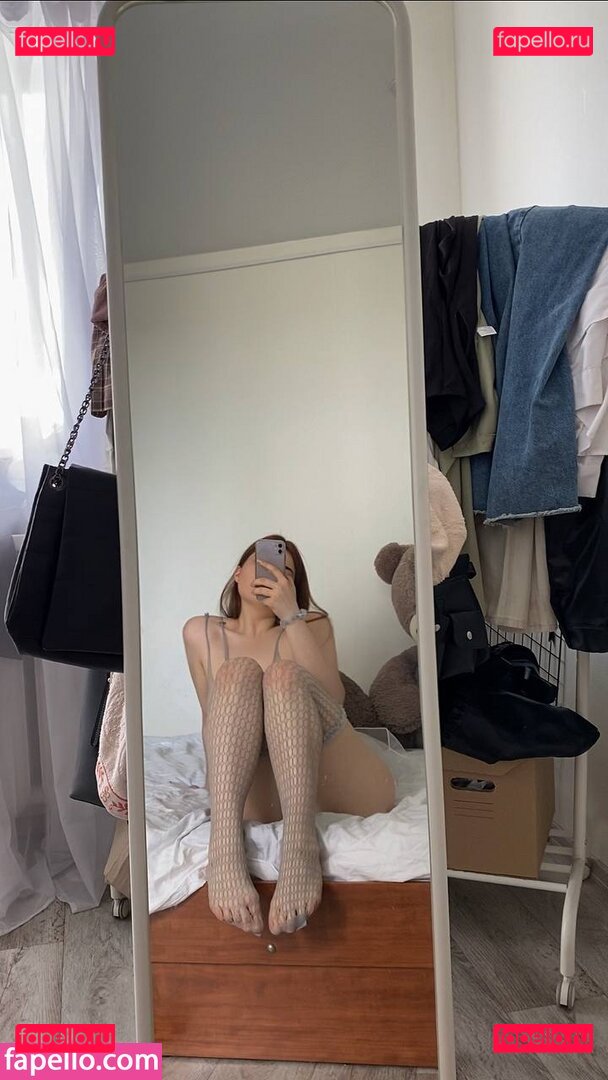 solazola / solntseall Onlyfans Photo Gallery 