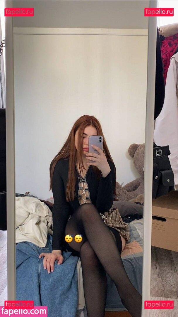 solazola / solntseall Onlyfans Photo Gallery 