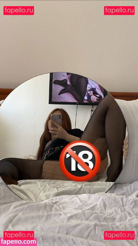 solazola / solntseall Onlyfans Photo Gallery 