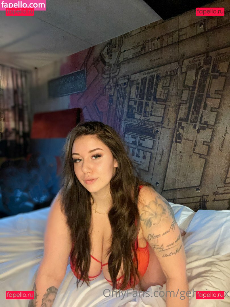 Geheimnis_xx / Geheimnisxx98 / geheimnisxx2.0 / geheimxx Onlyfans Photo Gallery 