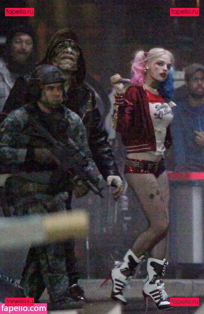 Margot Robbie / margotrobbie / margotrobbieofficial Onlyfans Photo Gallery 