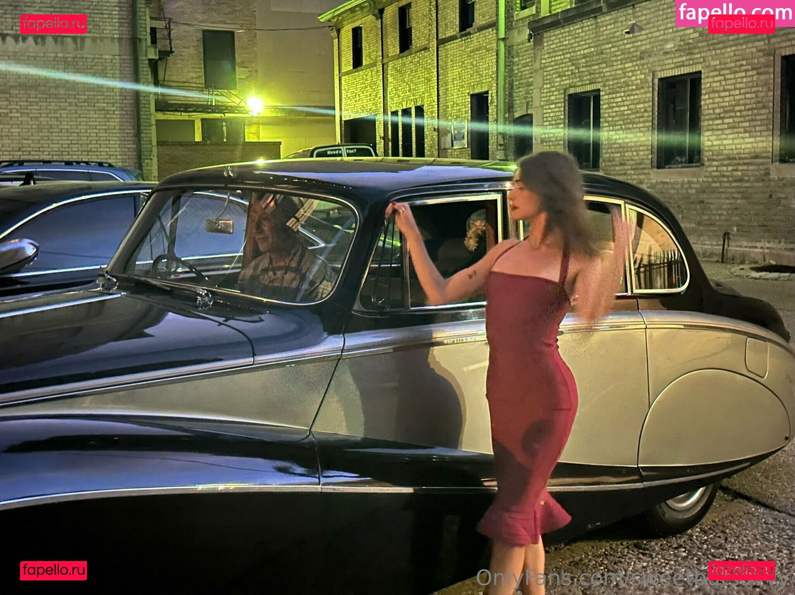 reel / sweetbutsavvy Onlyfans Photo Gallery 