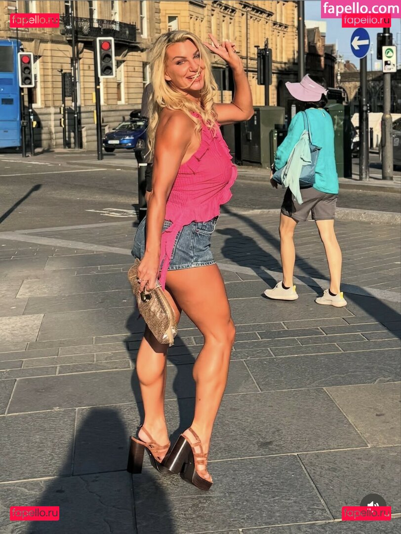 Funfitfashionjb Onlyfans Photo Gallery 