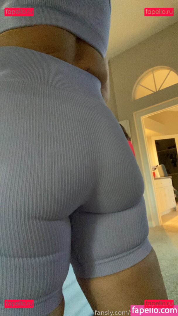 Scorpio Stephie / Scorpiostephie / scorpio.stephanie Onlyfans Photo Gallery 