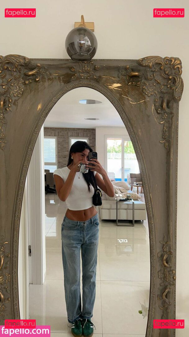 https: / liyamizrahii Onlyfans Photo Gallery 