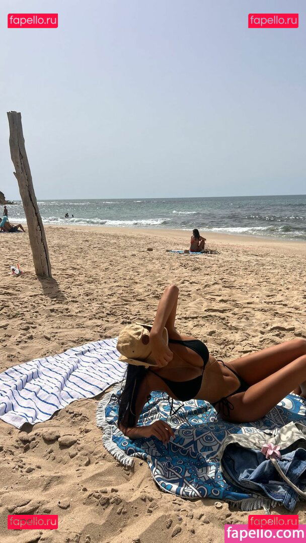 https: / liyamizrahii Onlyfans Photo Gallery 