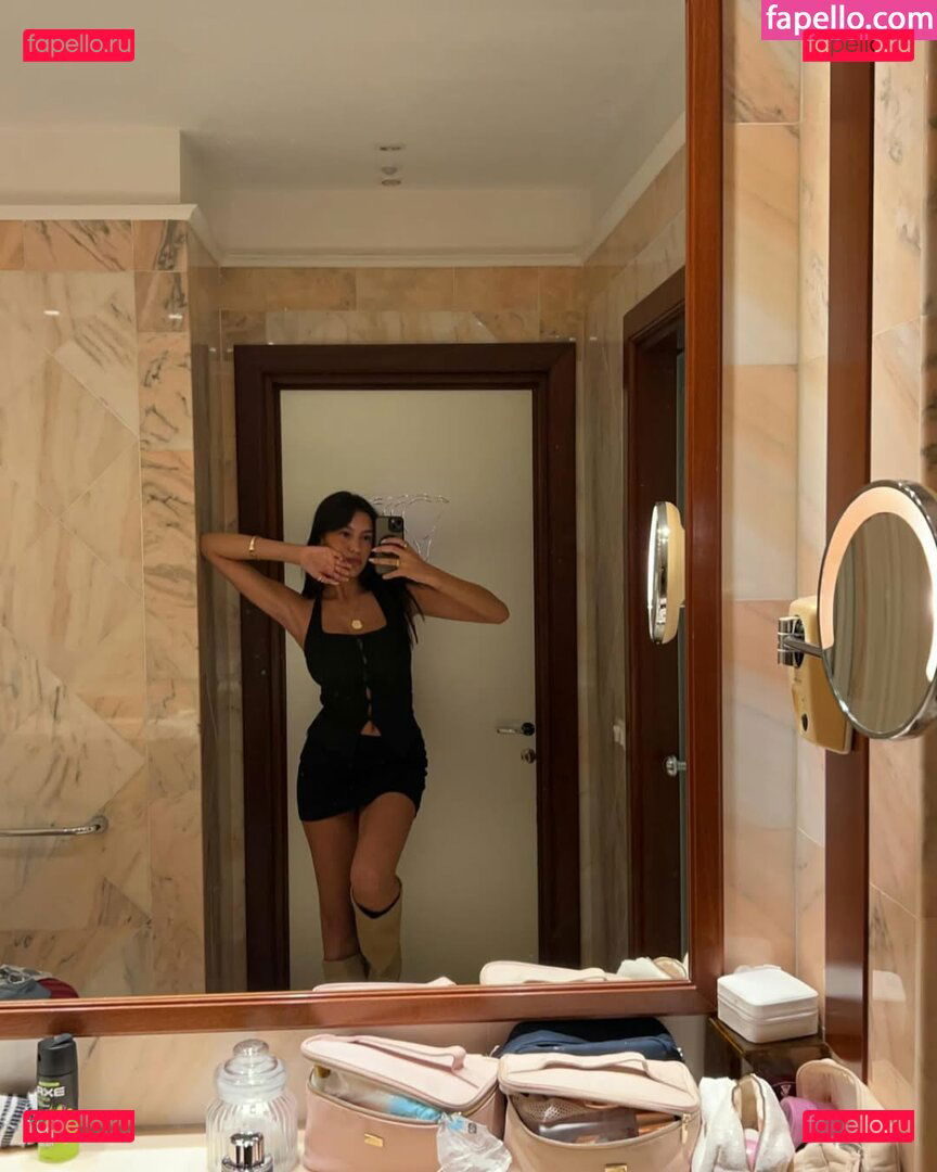 https: / liyamizrahii Onlyfans Photo Gallery 