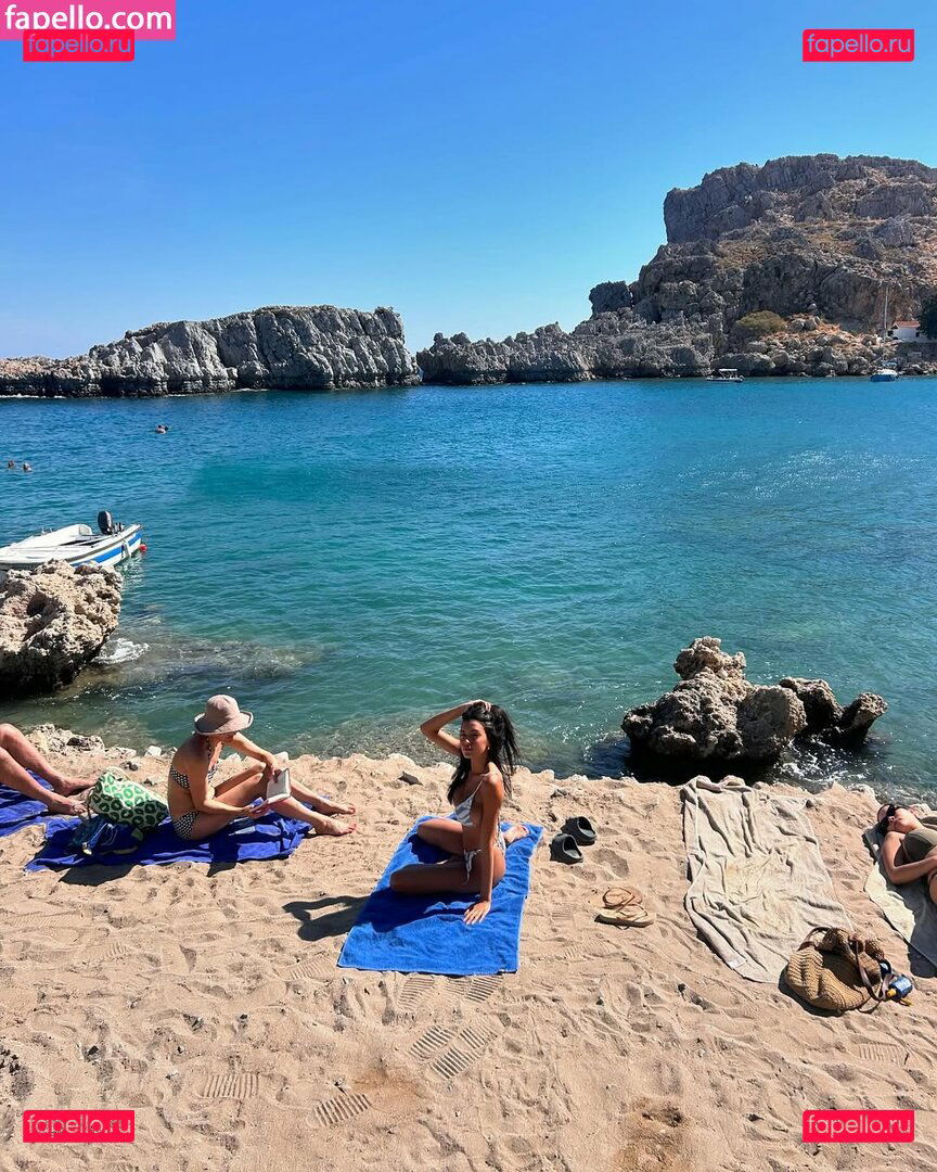 https: / liyamizrahii Onlyfans Photo Gallery 