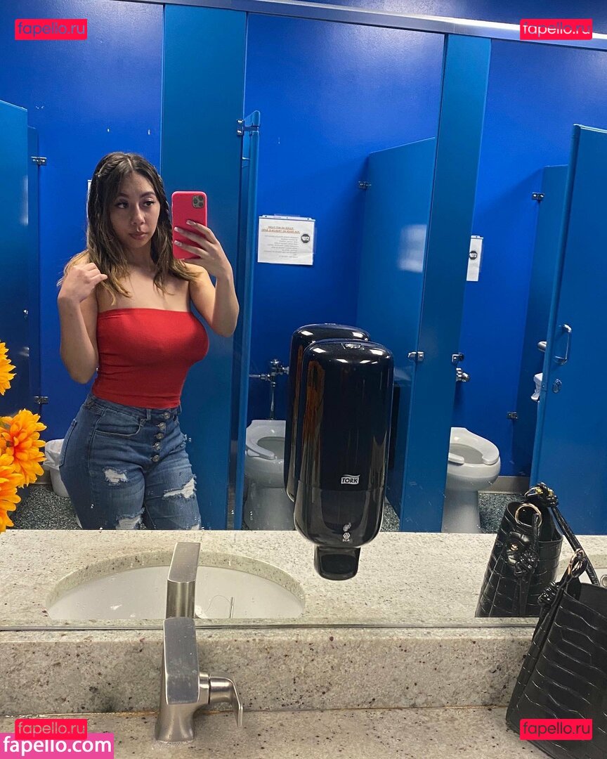 xotic.lucero Onlyfans Photo Gallery 