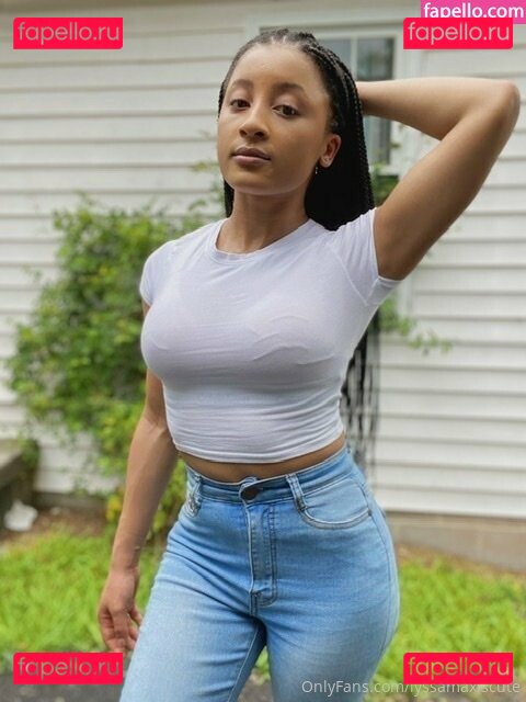 Alyssa Maxwell / Lyssa / alyssamaxwellauthor / lyssamax626 / lyssamaxiscute / lyssfreee Onlyfans Photo Gallery 