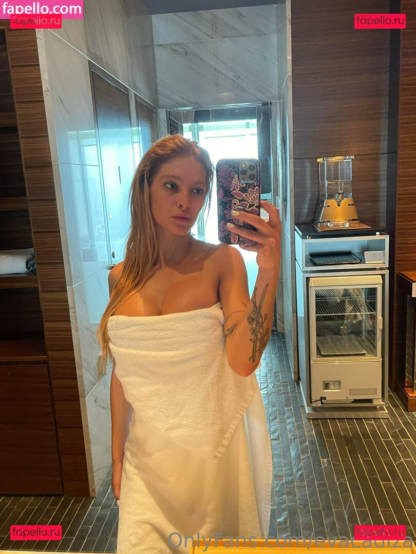 Eva Cadiza / cadiza2323 / camilaalexacadiz / evacadiza Onlyfans Photo Gallery 