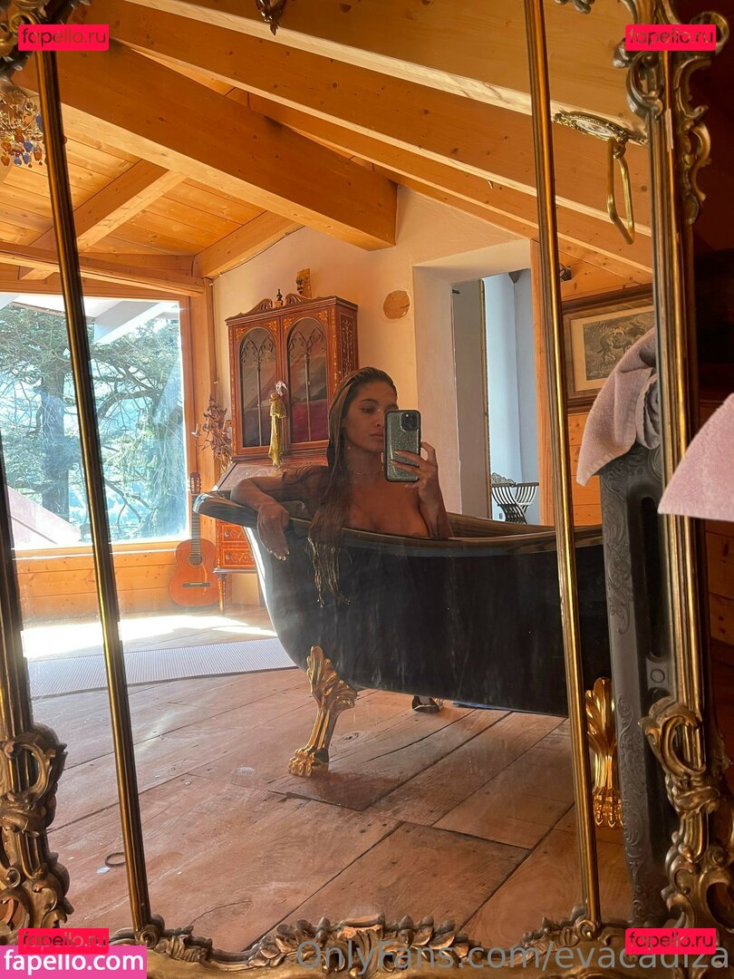 Eva Cadiza / cadiza2323 / camilaalexacadiz / evacadiza Onlyfans Photo Gallery 