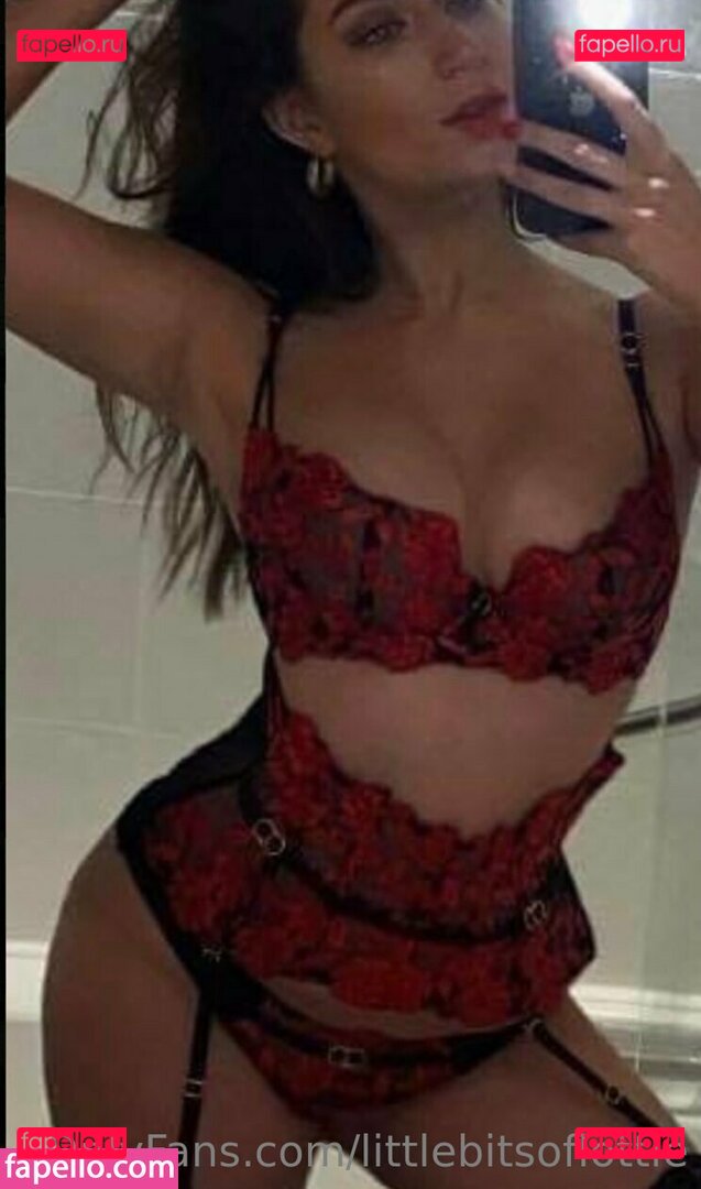 Charlotte Lion / L0ttsLi0n / Lottie Lion / littlebitsoflottie / lottie.lion Onlyfans Photo Gallery 