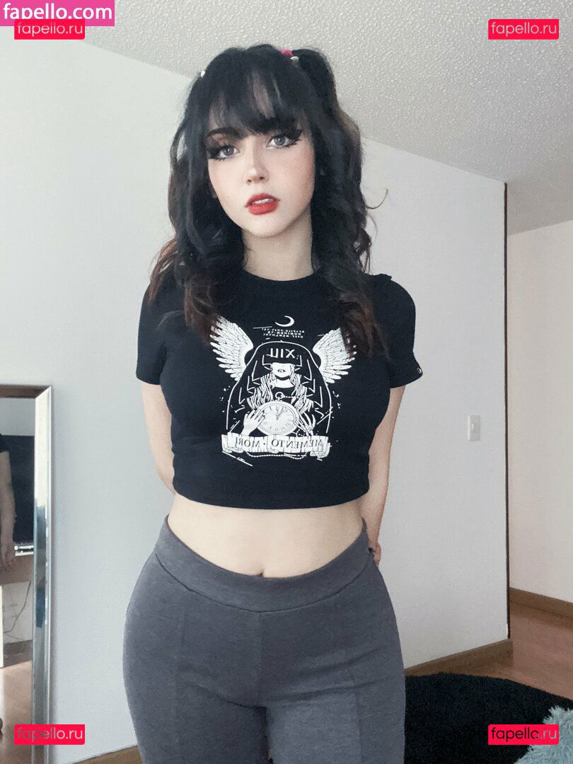 Itsmidna / Mirna Vegas / ashprincessmidna / itsmidnaa Onlyfans Photo Gallery 