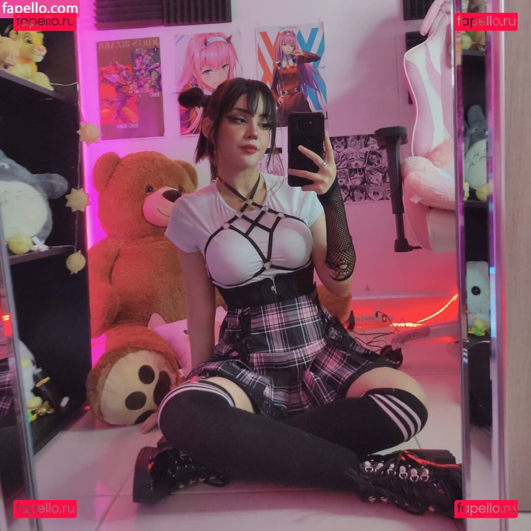 Itsmidna / Mirna Vegas / ashprincessmidna / itsmidnaa Onlyfans Photo Gallery 