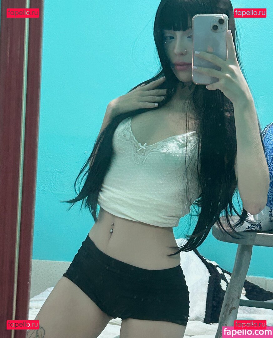 Katsuminha / Vivi Onlyfans Photo Gallery 