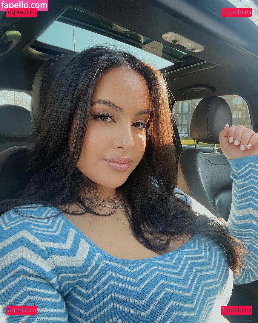 Zina Hadid / moroccanzina_ / therealzinax / zina_hadid / zinahadid Onlyfans Photo Gallery 