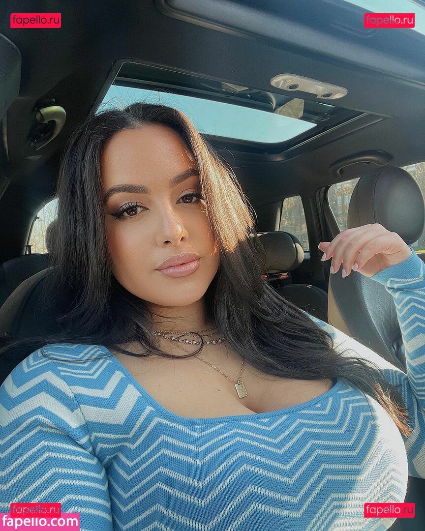 Zina Hadid / moroccanzina_ / therealzinax / zina_hadid / zinahadid Onlyfans Photo Gallery 