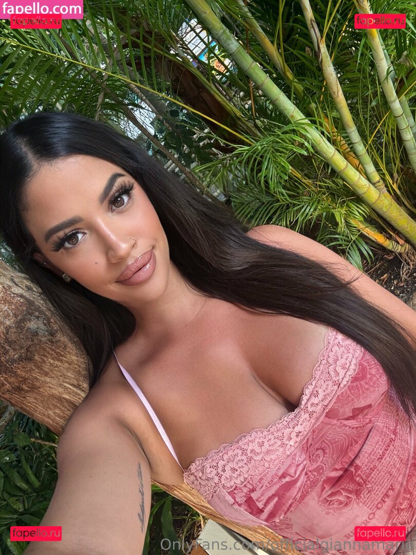 officialgiannamarie / officialgiannamariexx Onlyfans Photo Gallery 