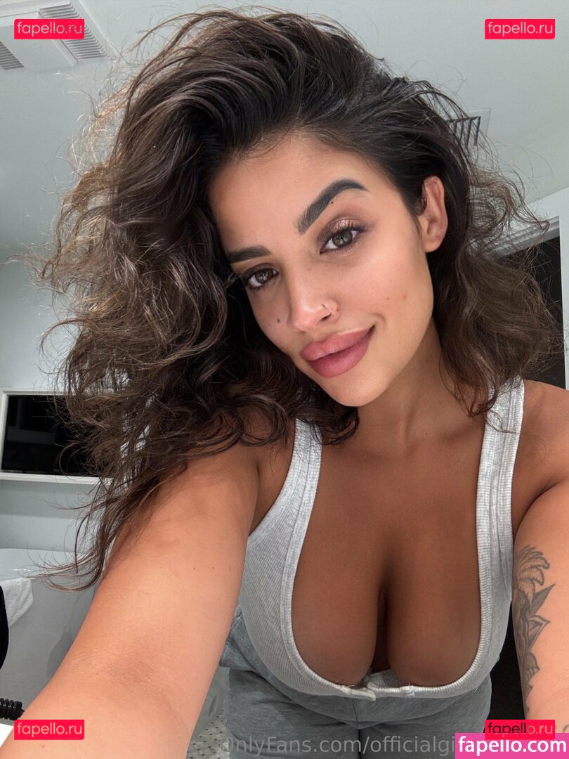 officialgiannamarie / officialgiannamariexx Onlyfans Photo Gallery 