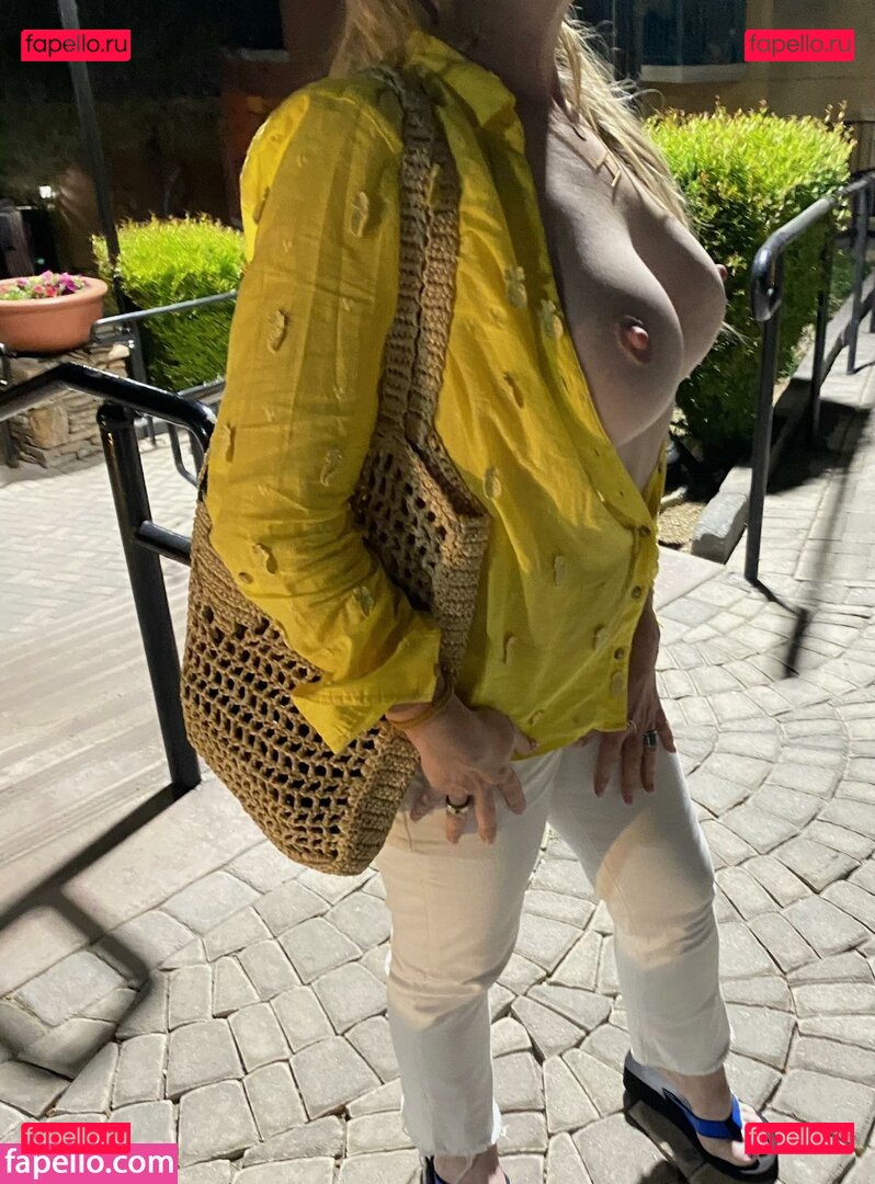 Hannah Hunter / hannahh718 / secretlifeofhotwife Onlyfans Photo Gallery 