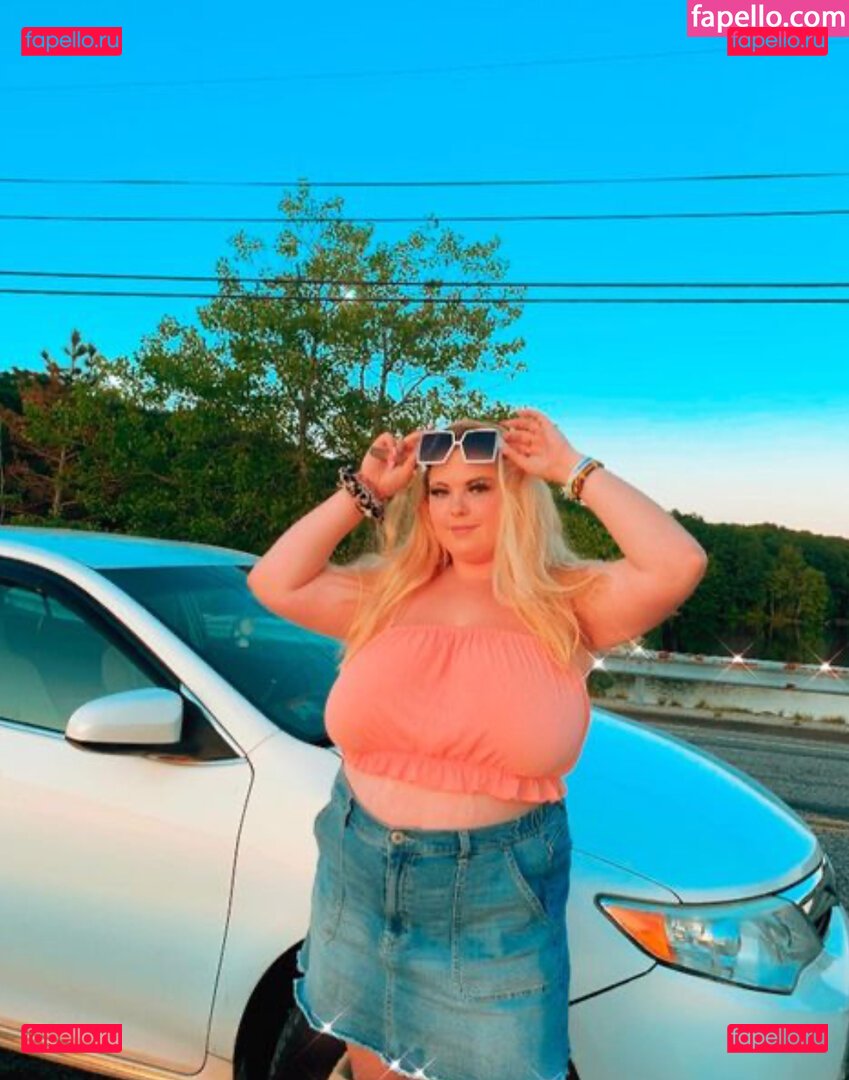 Amberly / amberly.32 / amberly_32 / amberlyray Onlyfans Photo Gallery 