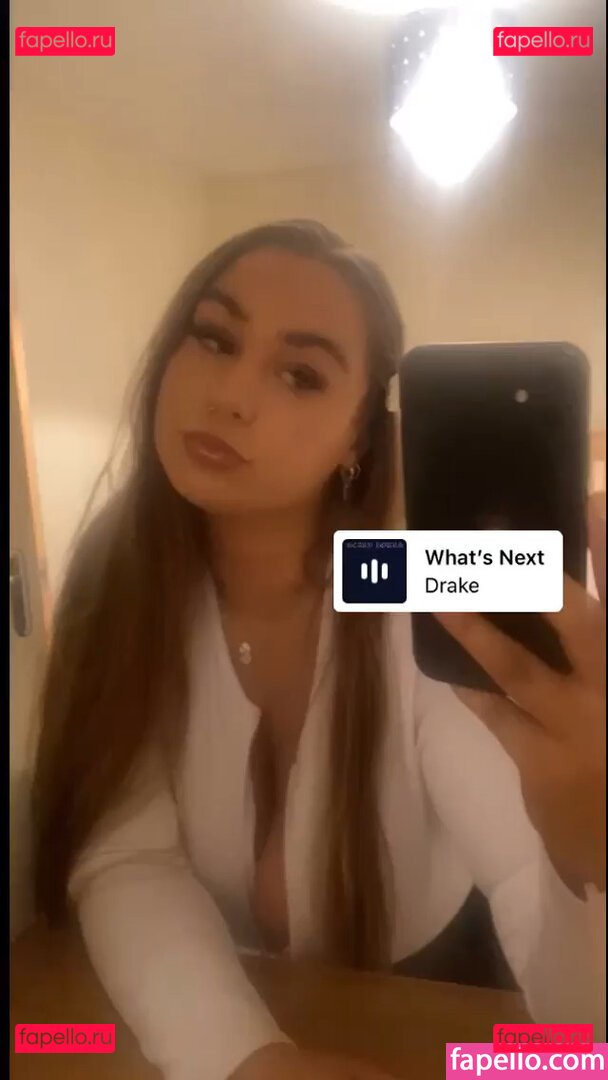 Caitlin G / caitlinvip / realmsofmymind Onlyfans Photo Gallery 