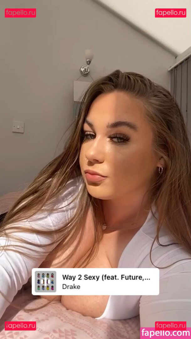 Caitlin G / caitlinvip / realmsofmymind Onlyfans Photo Gallery 