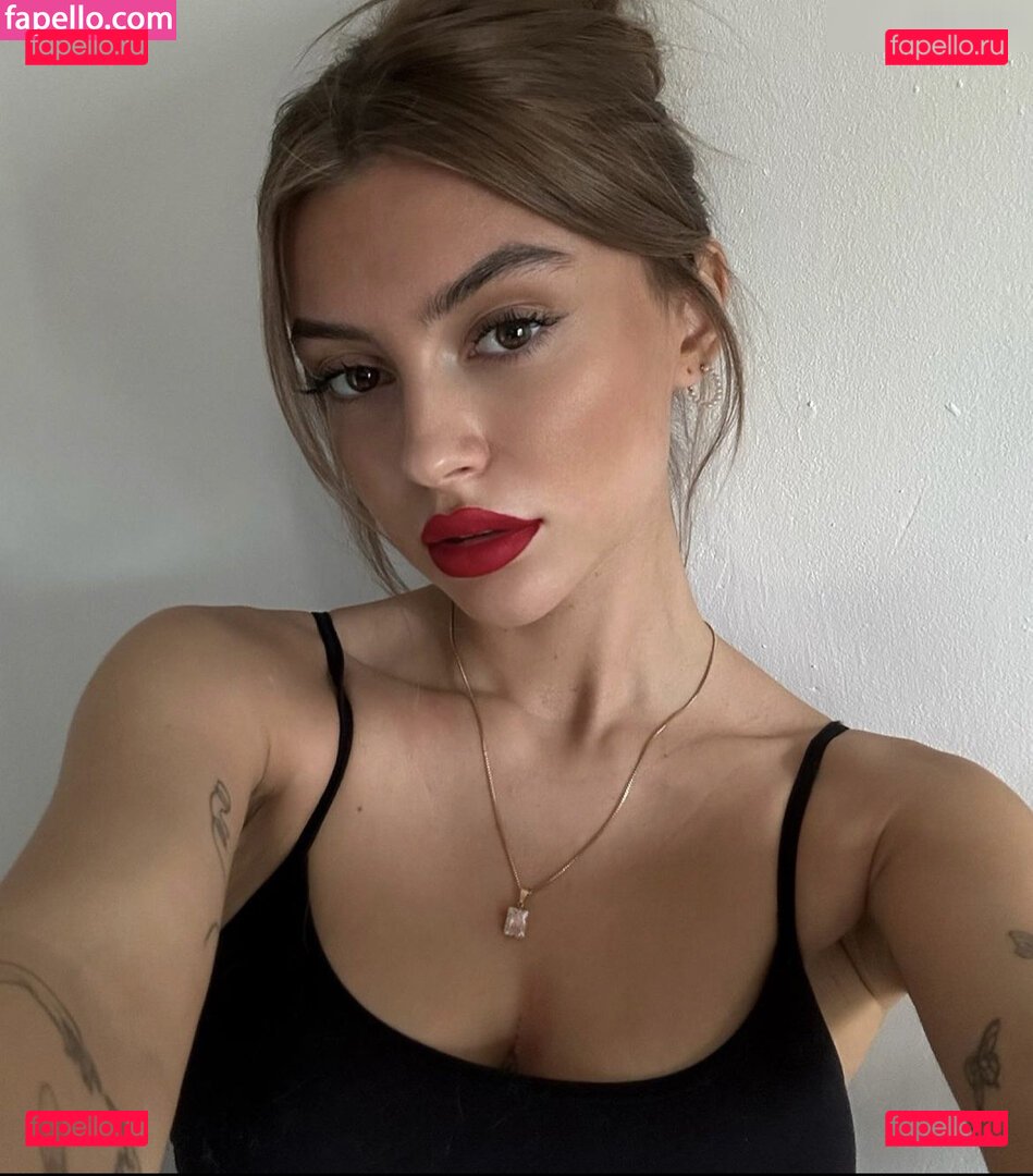 Linuschka / linabmn Onlyfans Photo Gallery 