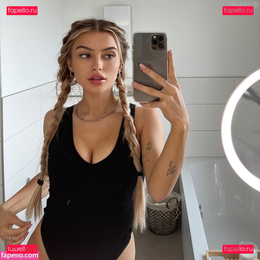 Linuschka / linabmn Onlyfans Photo Gallery 