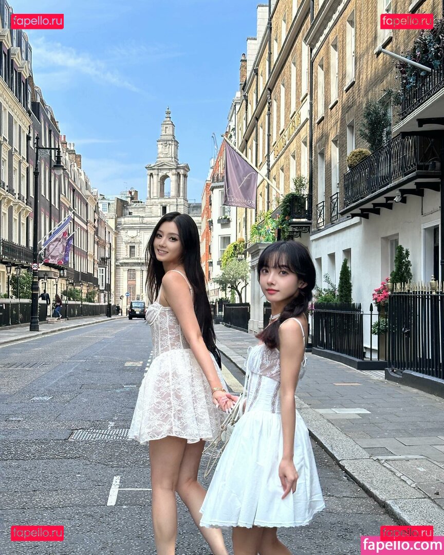 zigechez / 紫格 Onlyfans Photo Gallery 