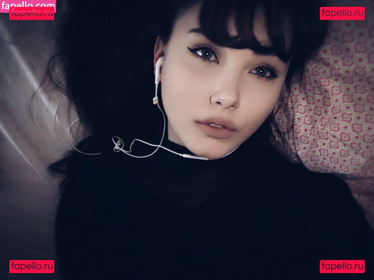 NERINES00 / Pixievalkyrie / Valkyrieaurora / vixxenvalkyrie Onlyfans Photo Gallery 