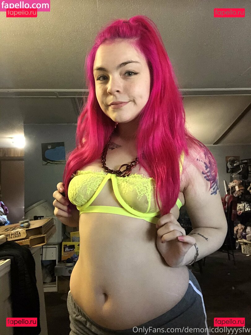 ciricesinssfw / ficcew_s Onlyfans Photo Gallery 