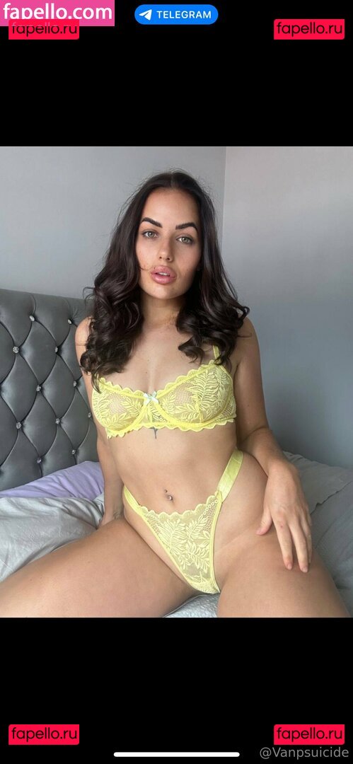 vanplive Onlyfans Photo Gallery 