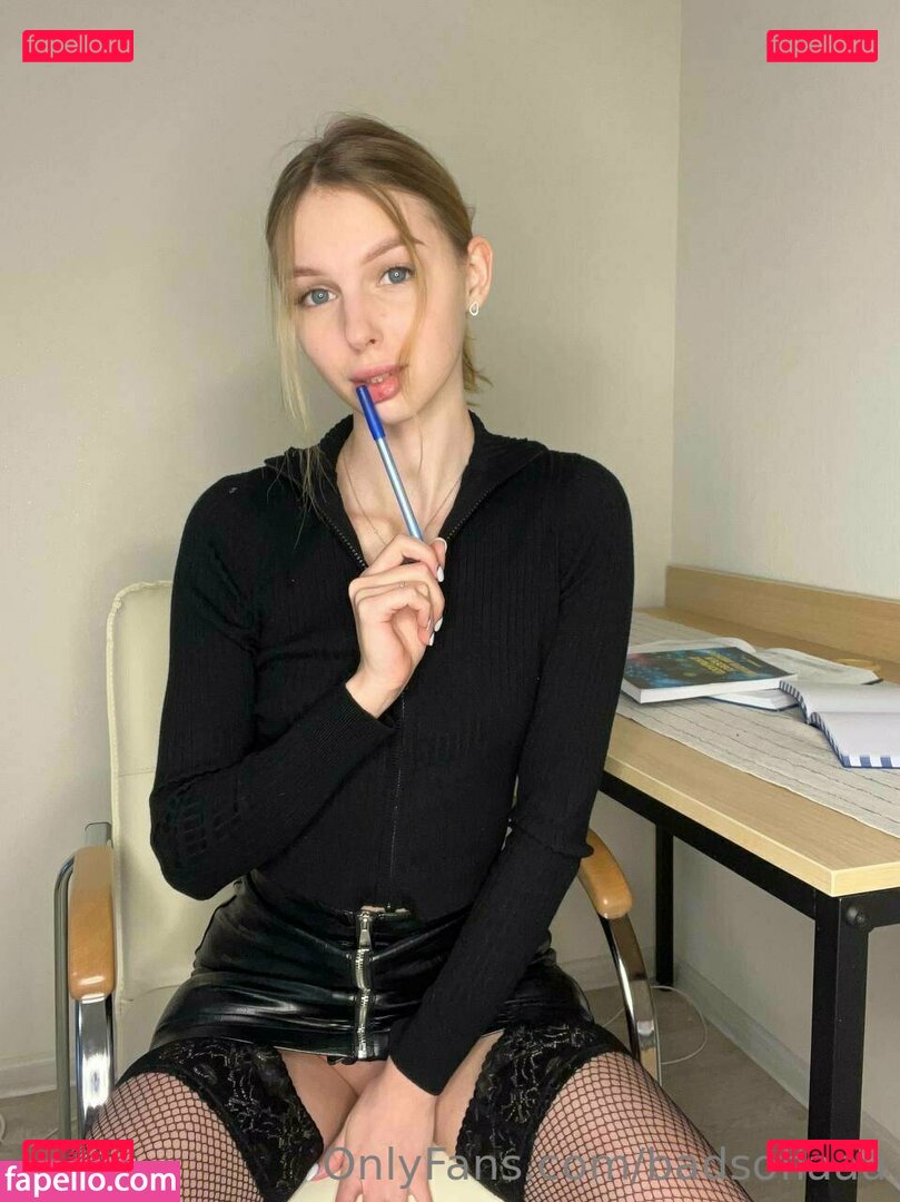 CecilKell92662 / sofiaaaparker / sofialien / sophiaaparker Onlyfans Photo Gallery 