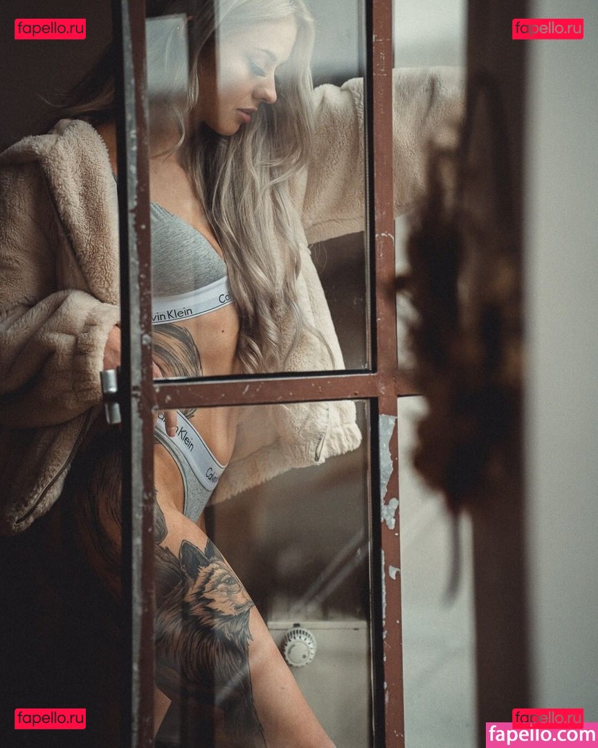 Farbenfuchs / Leslie / farbenfuchs_ Onlyfans Photo Gallery 