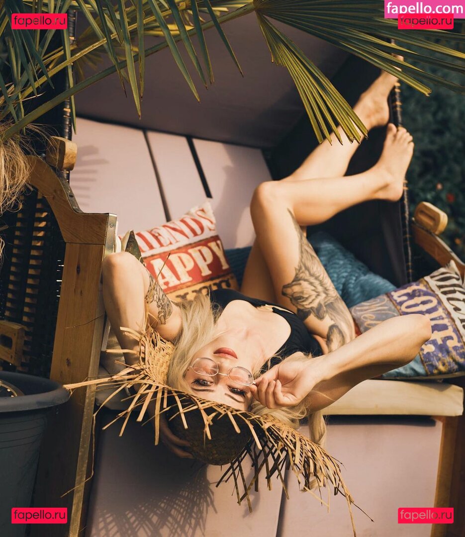 Farbenfuchs / Leslie / farbenfuchs_ Onlyfans Photo Gallery 