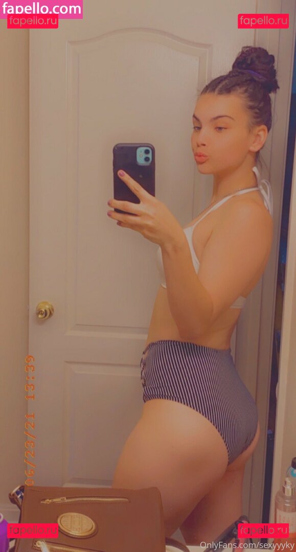 sexykayy / sexyyyky Onlyfans Photo Gallery 