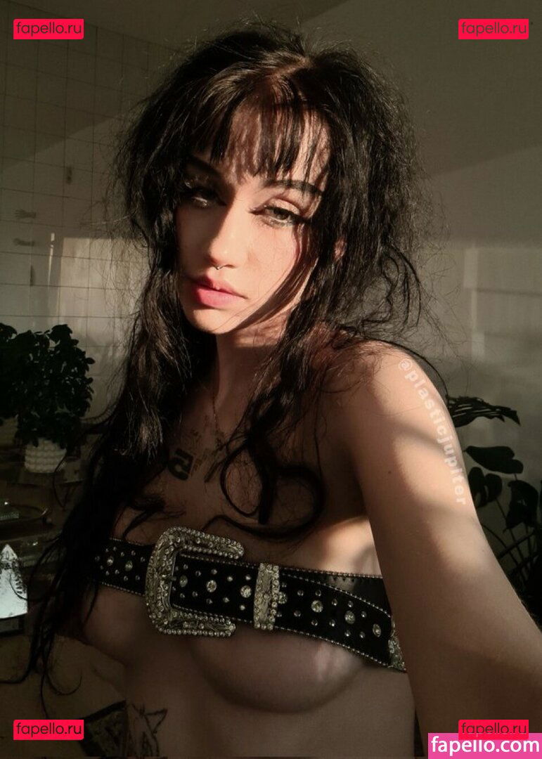 Plasticjupiter / arlenv1 / plasticneptune / victoria Onlyfans Photo Gallery 