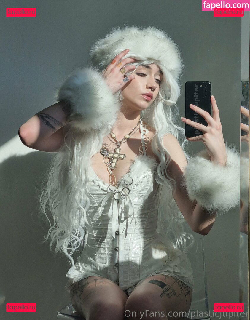 Plasticjupiter / arlenv1 / plasticneptune / victoria Onlyfans Photo Gallery 