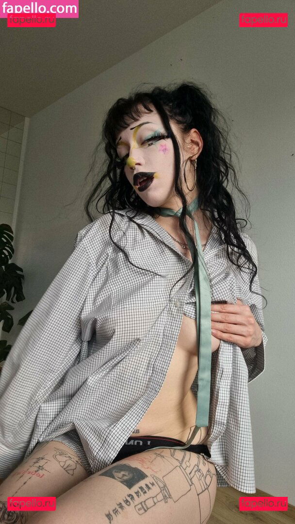 Plasticjupiter / arlenv1 / plasticneptune / victoria Onlyfans Photo Gallery 